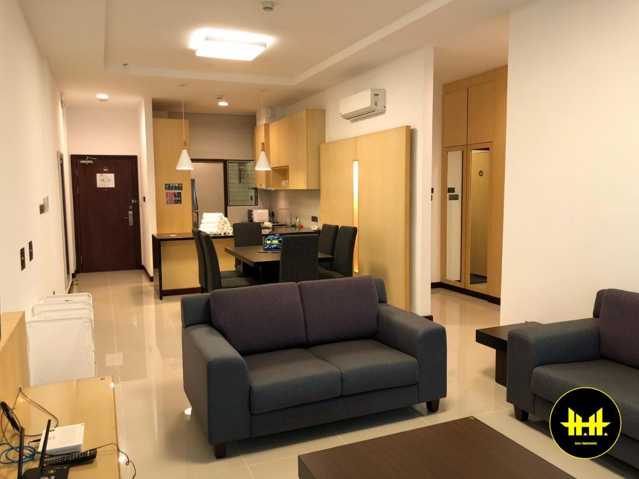 Luco Apartments @ Imperial Suites Kuching Buitenkant foto