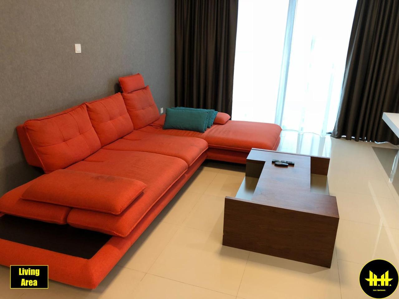 Luco Apartments @ Imperial Suites Kuching Buitenkant foto