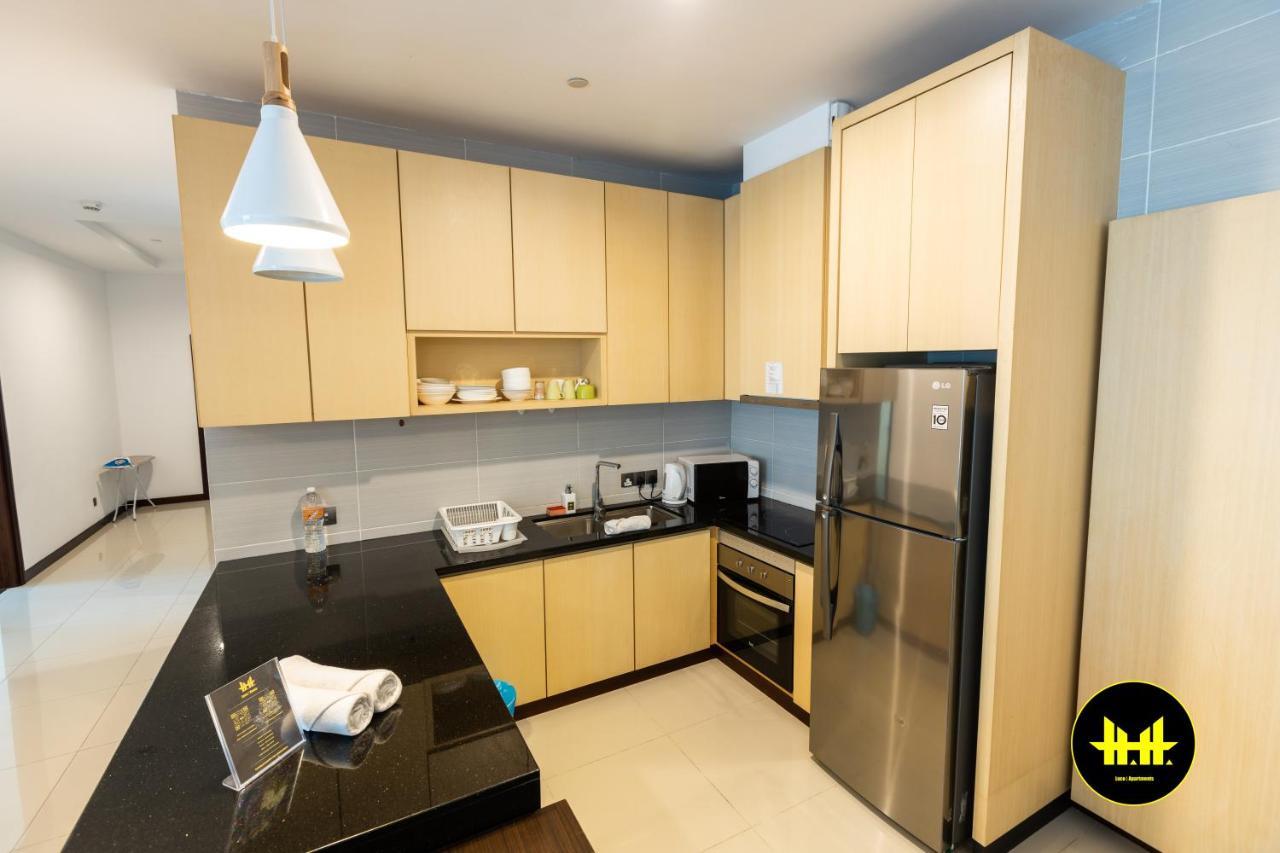 Luco Apartments @ Imperial Suites Kuching Buitenkant foto